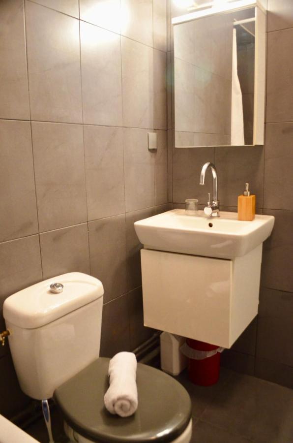 1 Bedroom Apartment In The Heart Of The Marais Area باريس المظهر الخارجي الصورة